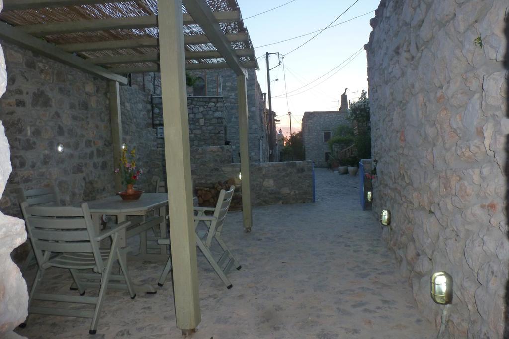 Το Πετράδι Διαμέρισμα Αυγώνυμα Δωμάτιο φωτογραφία